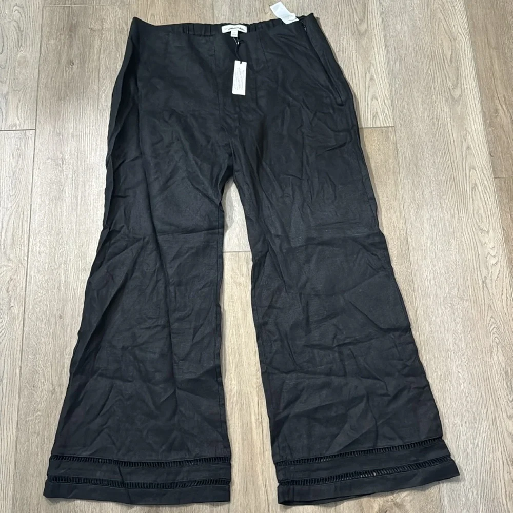 NWT! Banana Republic Mid-Rise Kick-Flare Lace-Trim Linen Ankle Pant - 12 LONG 🤎